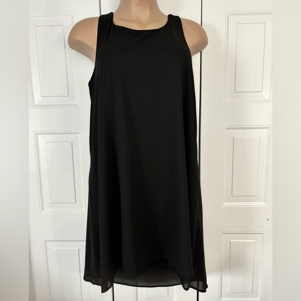 NWT Torrid Hi-Lo Dress with Back Detail - Size 1